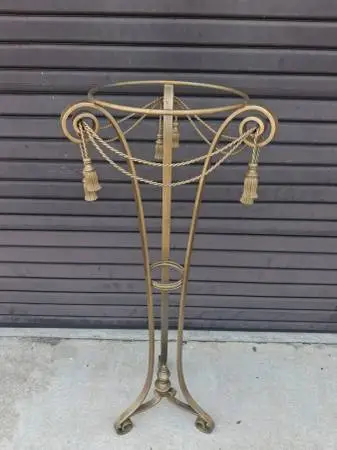 Italian Hollywood Regency Iron Rope Tassel Gold Finish Plant Stand.