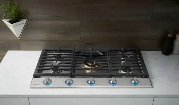 Samsung 36 in. 5-Burner Recessed Gas Cooktop in Stainless with Dual Brass Power