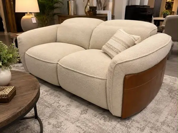 Power Reclining Over Sized Loveseat With 2 Power Recliners and 2 Power