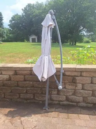 PATIO UMBRELLA