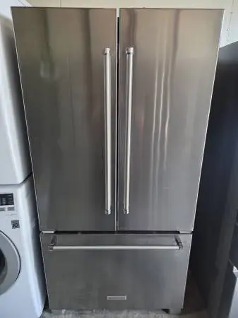 Kitchen Frenchdoor Refrigerator 27” deep