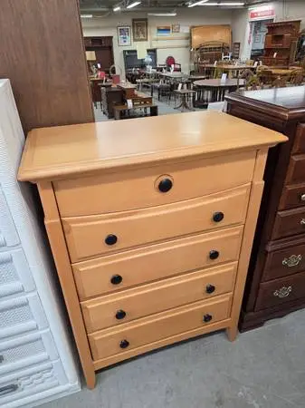 Five Drawer Tall Blonde Wood Dresser Chest #527-6