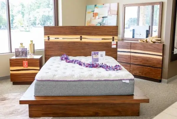 King Live Edge Solid Wood Bedroom Set