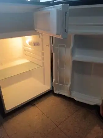 Mini fridge with freezer