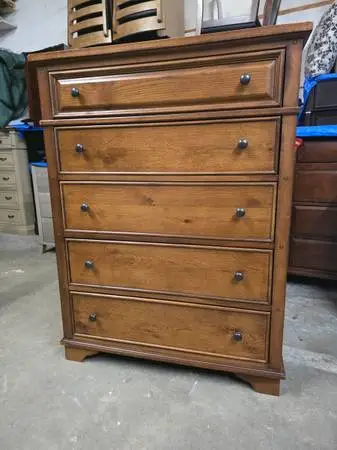 Modern Farmhouse Style Wood 5 Drawer Tallboy Dresser