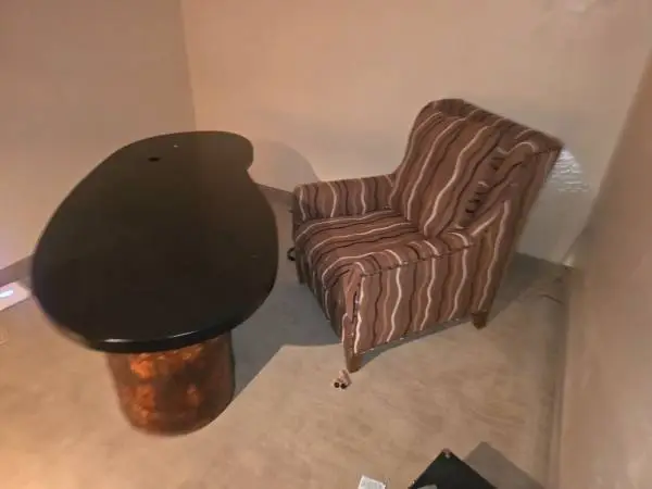 Metal top desk and fabric Chair