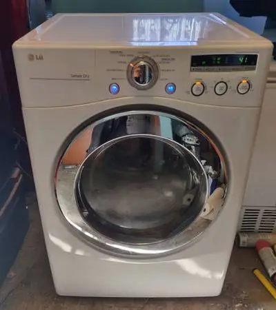 ELECTRIC DRYER LG SUPER CAPACITY STACKABLE IN EXCELLENT CONDITION