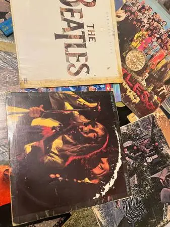 OLD VINYL’S .. more than 20 available