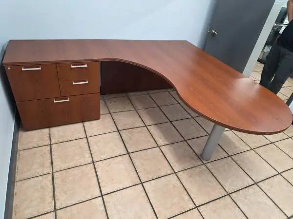 USED OFFICE FURNITURE. GREAT PRICES.AND NEW ,GABLES OFFICE FURNITURE