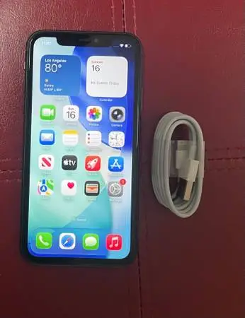 APPLE IPHONE 11 128GB - UNLOCKED FOR ANY NETWORK