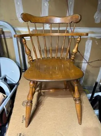 Vintage MCM Ethan Allen Baumritter Comb Back Maple Wood Chair