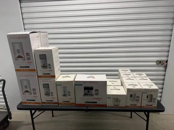 Instachew Pet Treat/Food Feeder Lot Brand New