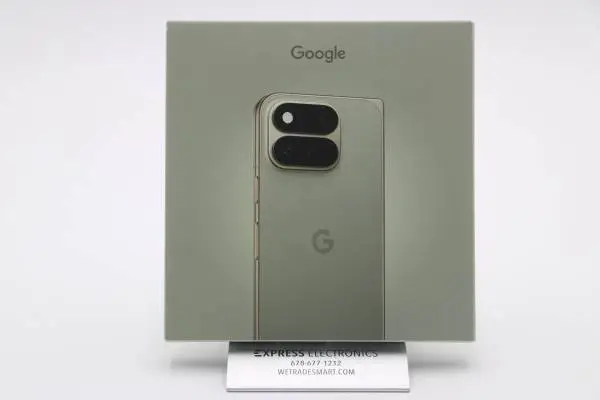 NEW SEALED - Google Pixel 11 Pro Fold 512GB Olive *FACTORY UNLOCKED*