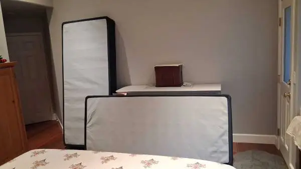 CA King Box Spring by Stearns and Foster