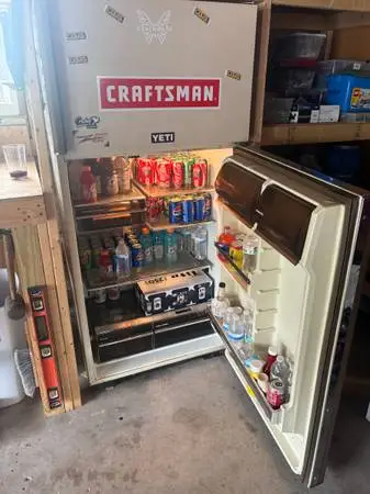 Refrigerator