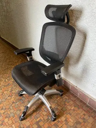 Staples Black Ergonomic Mesh Swivel Office Table Computer Desk Chair