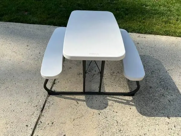 LIFETIME Kids Picnic Table