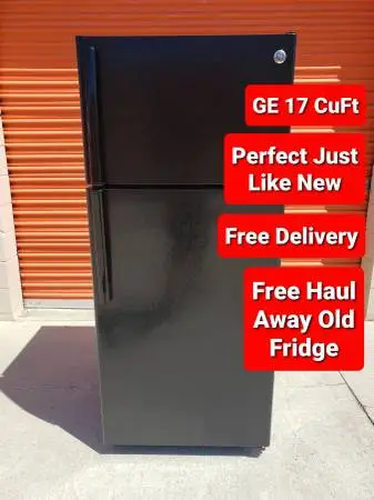 Top Freezer Refrigerator Black GE 17 CuFt Perfect Just Like New