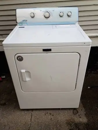 2019 Maytag Dryer - Doesnt get Hot