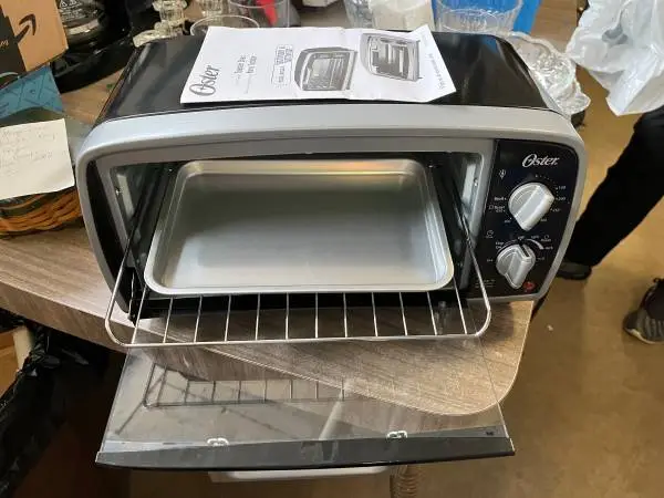 Oster Small Toaster Oven-Toast, 4 slice,Bake,Broil