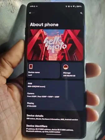 6.7 Motorola Moto edge 2025 256GB 8GB RAM T-Mobile 4 cameras Android 16