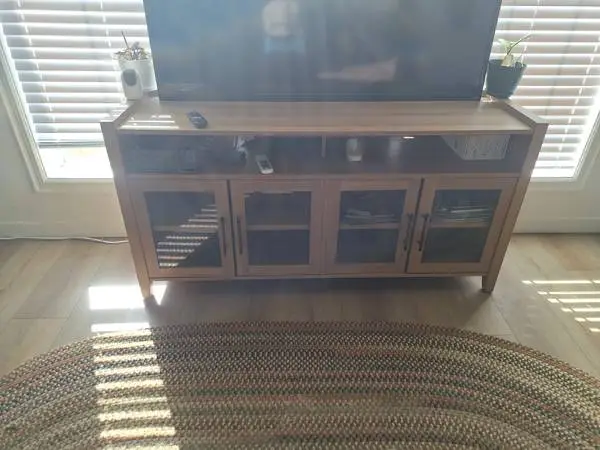 Tv stand