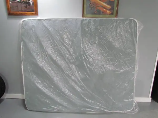 LAZY BOY  Queen  size mattress brand new