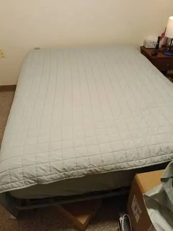Queen innerspring mattress medium support