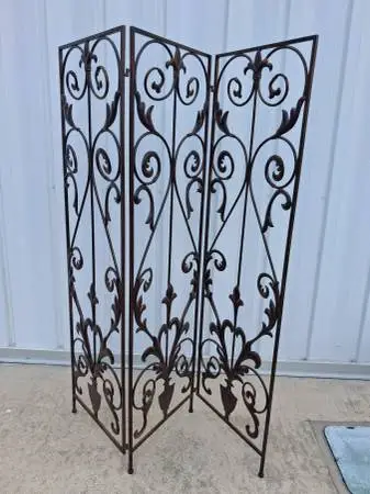 Vintage Metal Fleur De Lis 3 Panel Decorative Folding Screen Finished