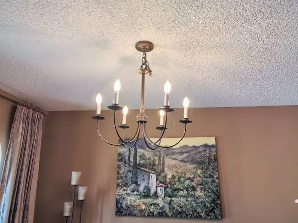 Chandelier Dining Room