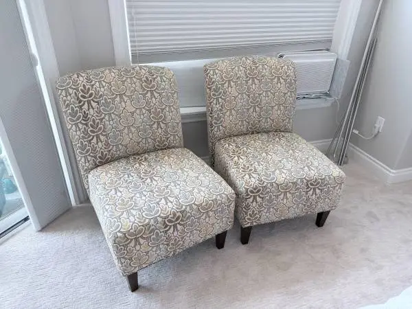 Armless accent chairs
