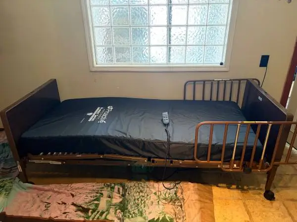 Adjustable Brand New twin sz bed
