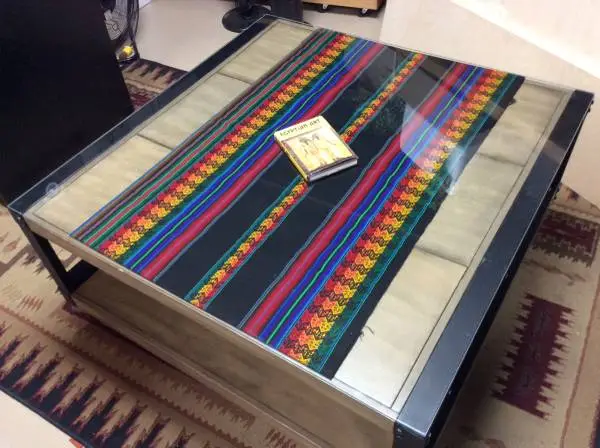 Rolling coffee table