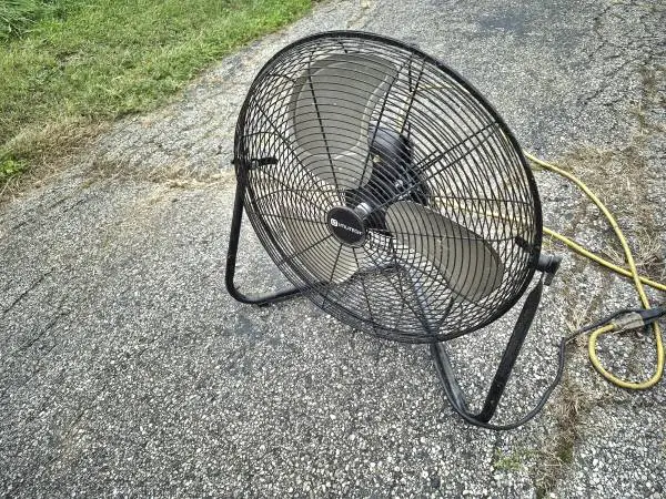 Large high capacity FLOOR FAN 3 SPEED