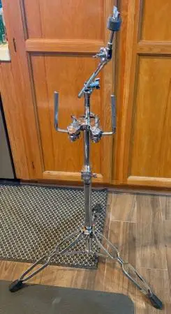 DW 9000 double tom stand w/ boom arm