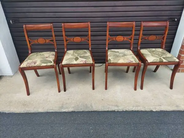 Set of 4 Vintage Phyfe Regency Style Bow Back Dining Chairs.