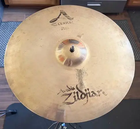 Zildjian A custom 16 inch brilliant crash cymbal