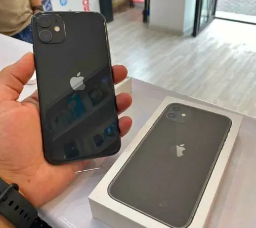IPhone 11 Unlocked