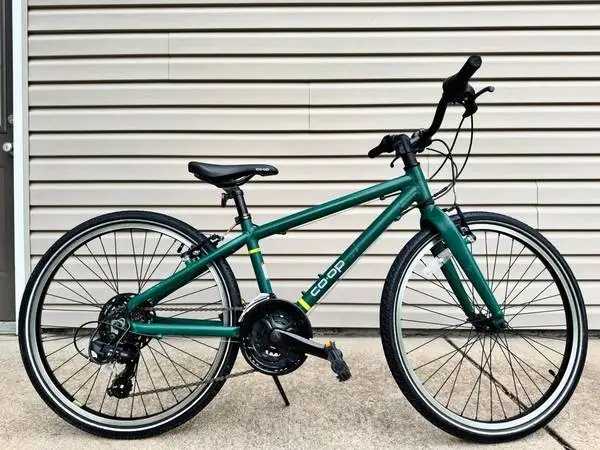 REI Co-op REV CTY 24 wheel kids bike