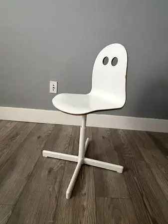 IKEA Kids Desk Chair (VALFRED/SIBBEN), White, Height Adjustable