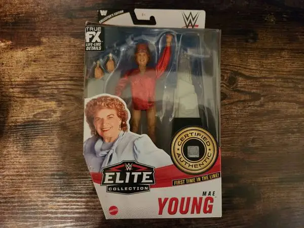 Elite Mae Young Action Figure Mattel 2020