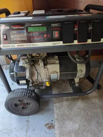 Briggs and straton Generator 6250/8500