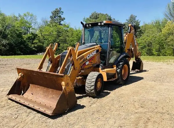 2011 CASE 580N 4x4 Backhoe Loader!
