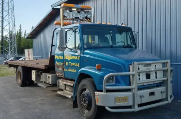 used FREIGHTLINER MFD 06/2001 FL70