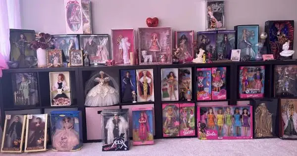 Buying ~ Barbies Barbie Doll Collection either vintage or modern