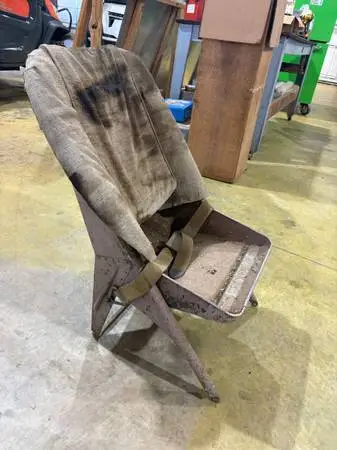 Beech 18 / rat rod seats