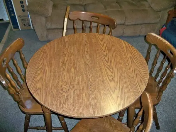 Kitchen Table and 4Chairs