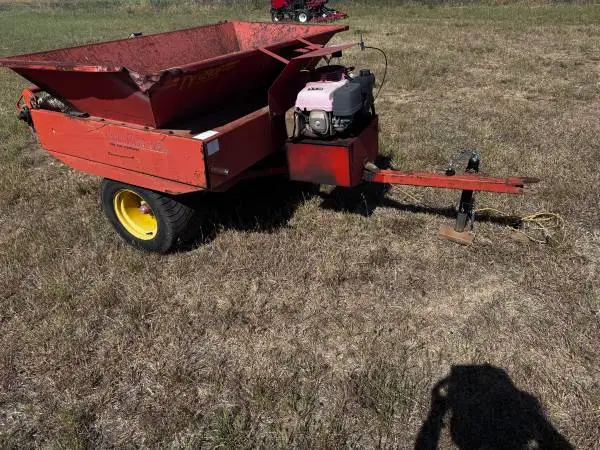 2000 Ty-Crop QuickPass 270 Sand Spreader