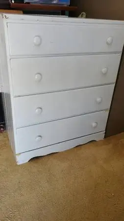 Small 4 drawer dresser