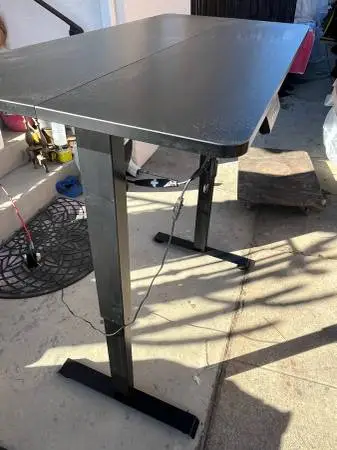 Electric Riser Desk